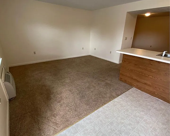 124 Alycia Dr — Photo 17