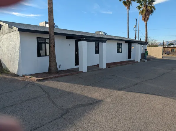 5848 E 28th St, Tucson, AZ 85711