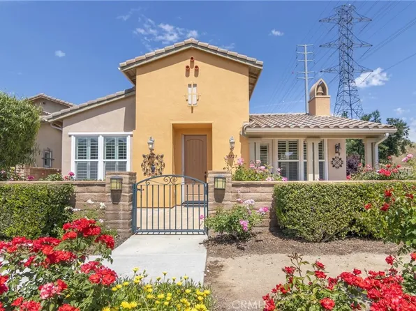 23723 Maple Leaf Ct, Santa Clarita, CA 91354