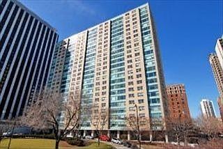 5th image of 3180 N Lake Shore Dr APT 20E