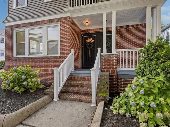 1171 Chalkstone Ave, Providence, RI 02908