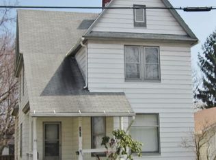 182 Wrights Ave, Conneaut, OH 44030