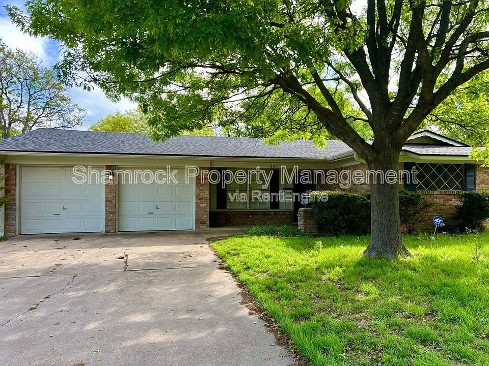 1st image of 1301 Melrose Dr
