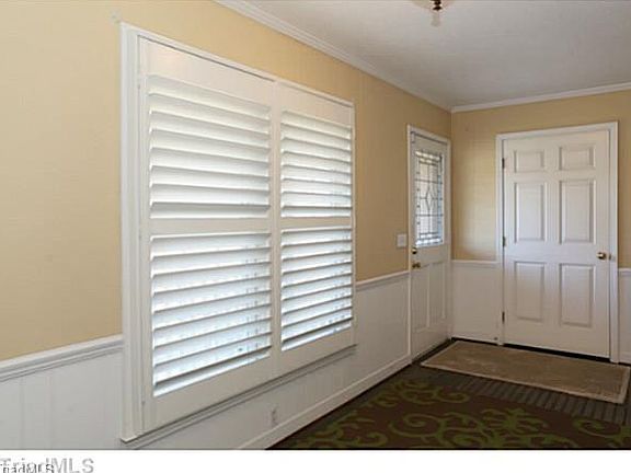 3rd image of 309 E Woodland Dr