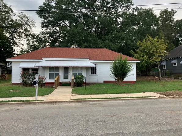 905 S 7th Ave, Lanett, AL 36863