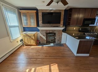 466 Monmouth St APT 4L, Jersey City, NJ 07302