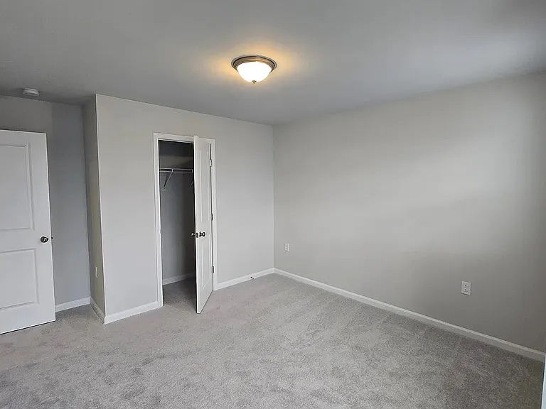 329 Glacier Lake Dr — Photo 16