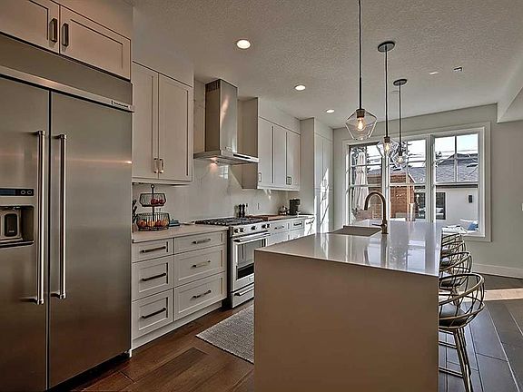 2nd image of 2438 W 25th St SW