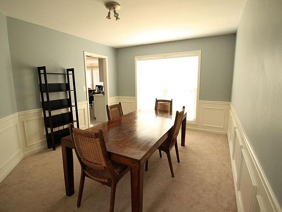 2nd image of 985 Colony Creek Dr