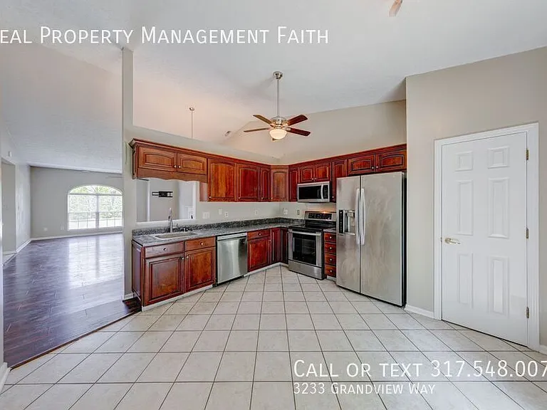3233 Grandview Way — Photo 7