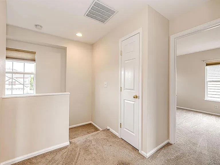 3841 Colorful Ln
