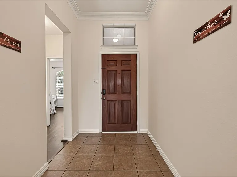 23222 Century Plant Dr — Photo 4