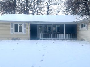 1 Fair Oaks Dr, Decatur, IL 62526