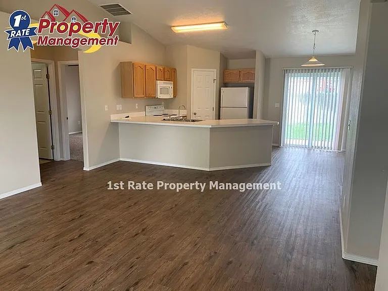 3316 Coachman Ct — Photo 5