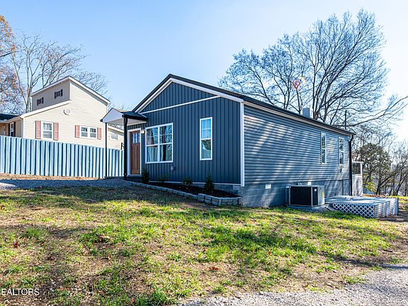2nd image of 6012 Edmondson Ln