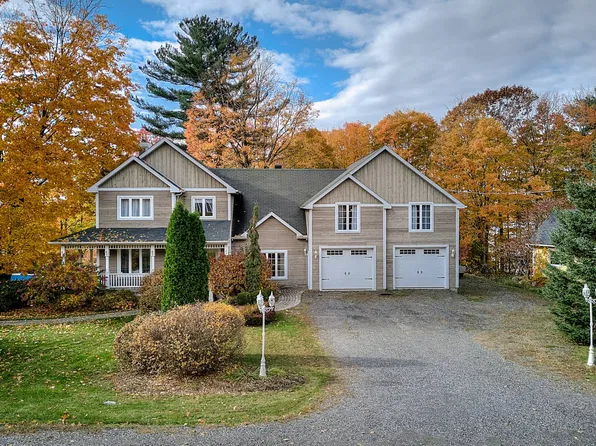 31 Rue Sarah, Shefford, QC J2M 1V1