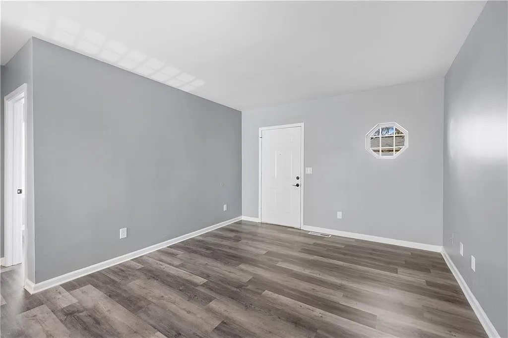 4 bed, 3.0 bath, 1500 sqft, $1,450 — Photo 4