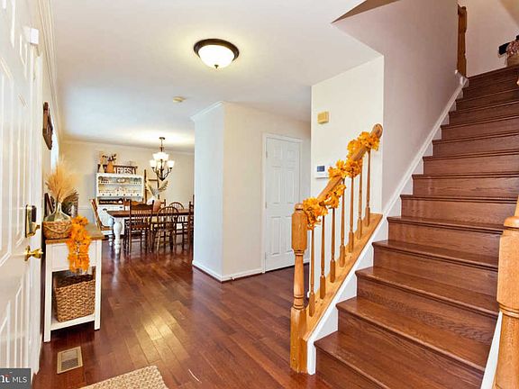 5th image of 4905 Frishman Ct