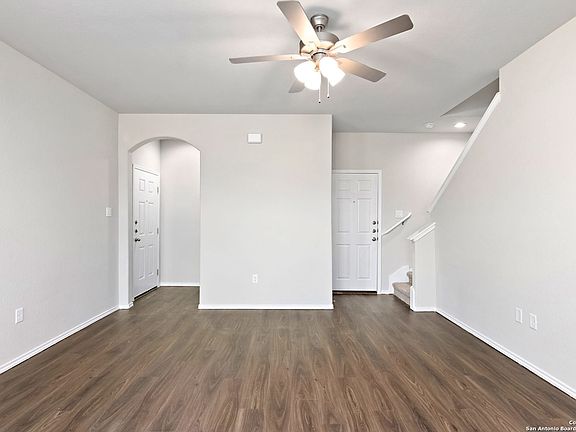 5th image of 3409-3411 Lindsey Lane