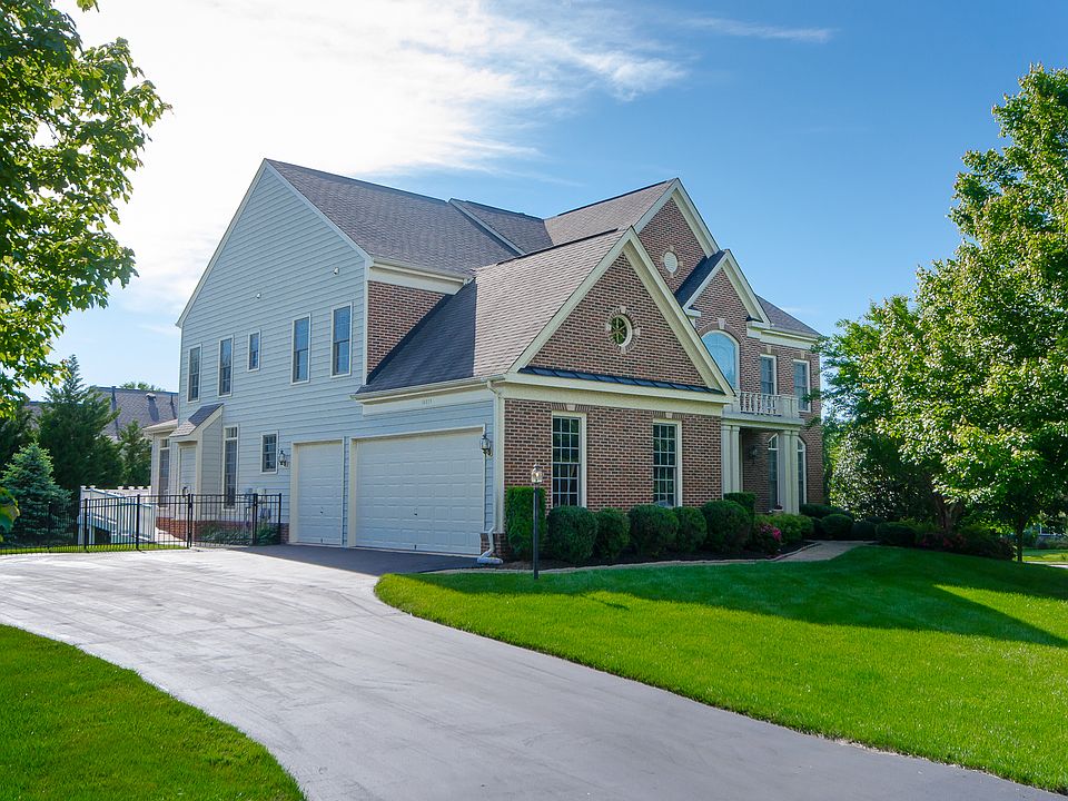 1st image of 14819 Ashby Oak Ct