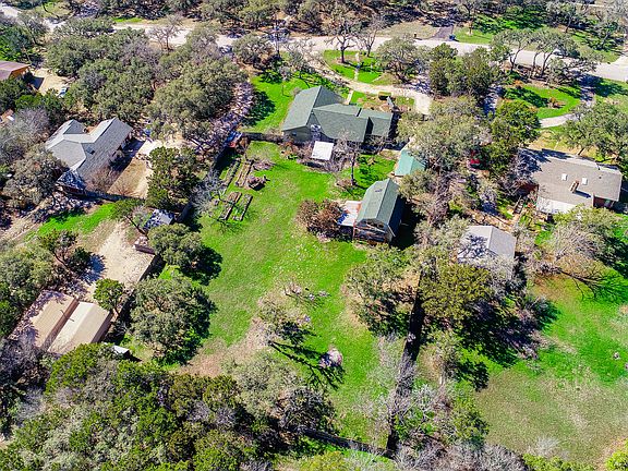 3rd image of 306 Village West Dr