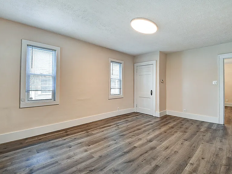 2935 N Delaware St — Photo 4