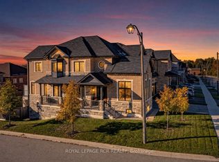 47 Carondale Sq, East Gwillimbury, ON L9N 0X5