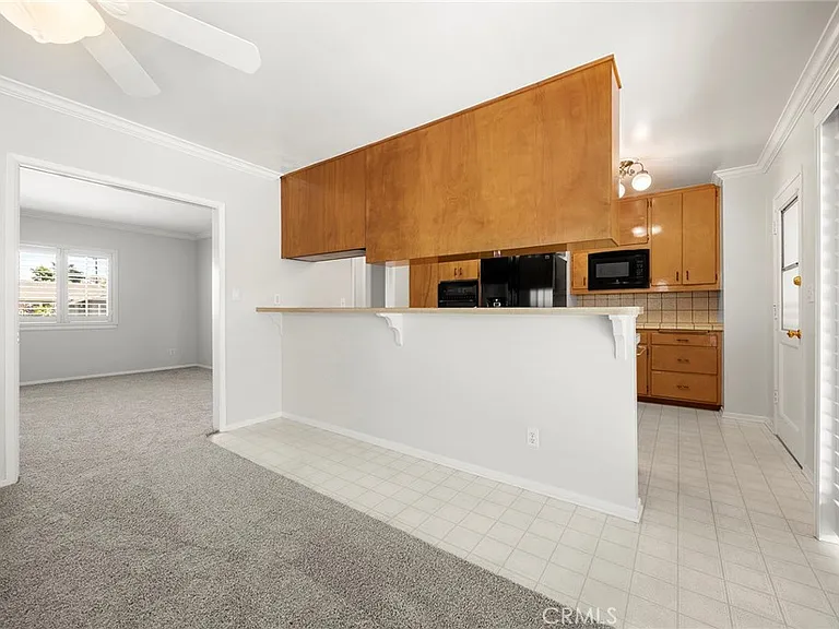 245 E Hoover Ave — Photo 15