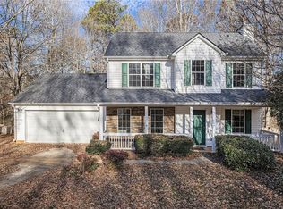 160 Azalea Dr, Winder, GA 30680