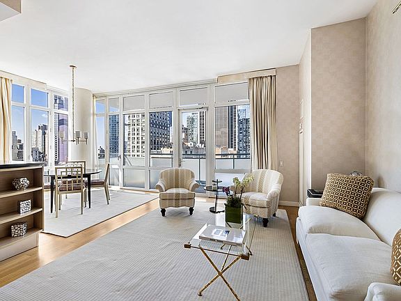 4th image of 325 5th Ave APT 24H
