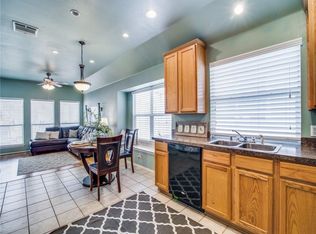 1920 Murphy Ct, Aubrey, TX 76227