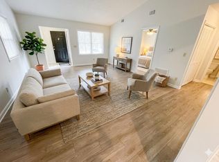 24279 Old Hollywood Rd APT W, Hollywood, MD 20636