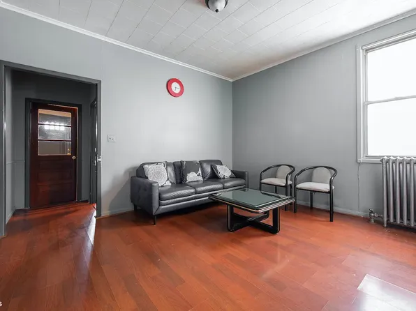 1821 26th Rd, Astoria, NY 11102