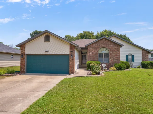 212 N Meadow Street, Nixa, MO 65714