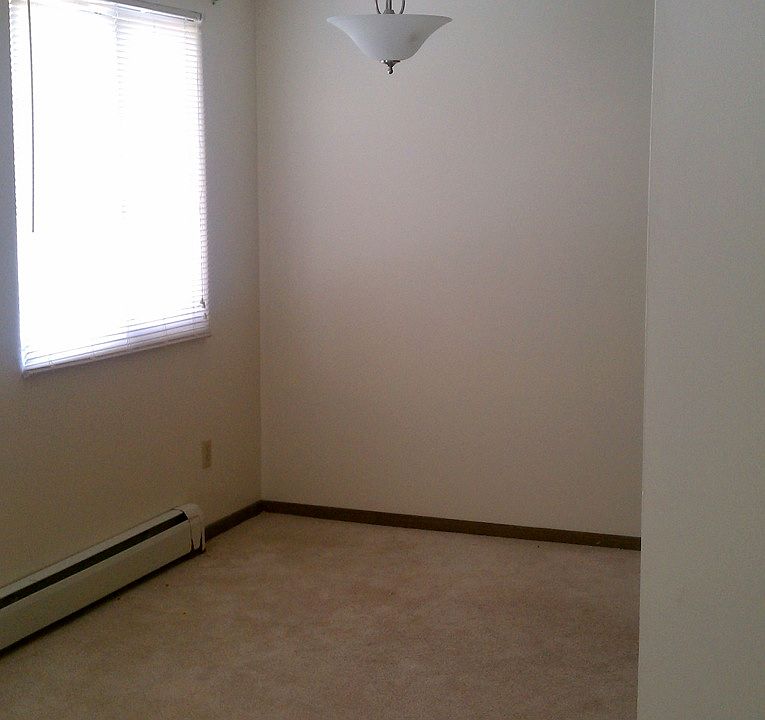 1st image of 820 S 4th Ave APT 202