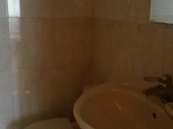 1717 East 18th Street image 1 of 7