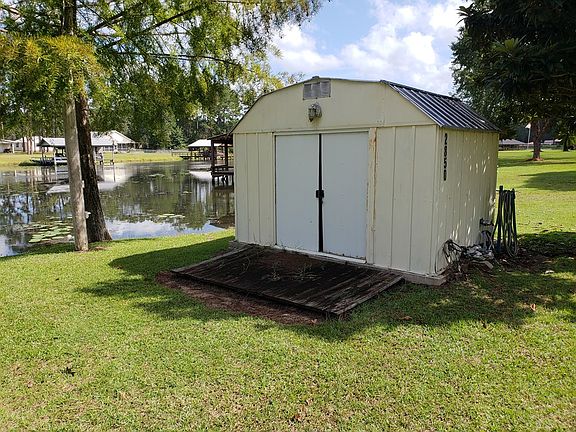 4th image of 2850 Summer Cir
