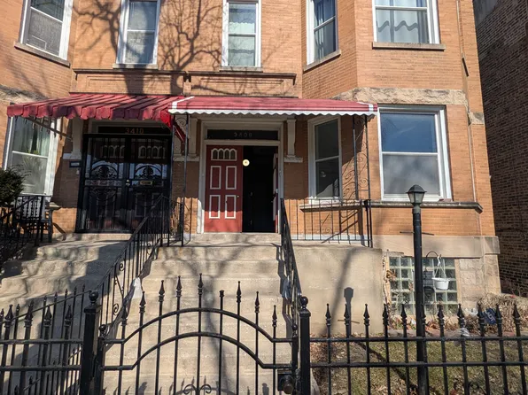 3408 W Carroll Ave #1, Chicago, IL 60624