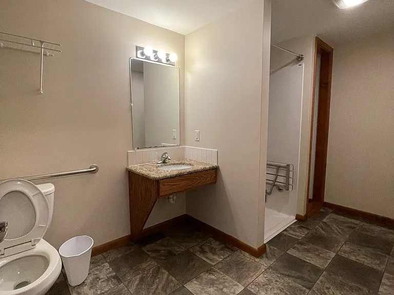 941 W 3rd St #5-1 — Photo 16