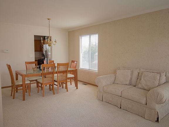 4th image of 2162 Kathleen Cir