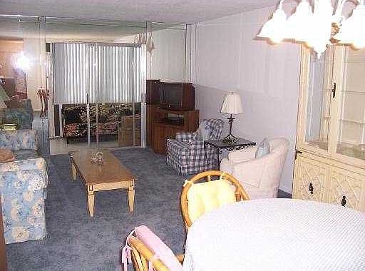 2nd image of 2400 NE 1st Ln #1150