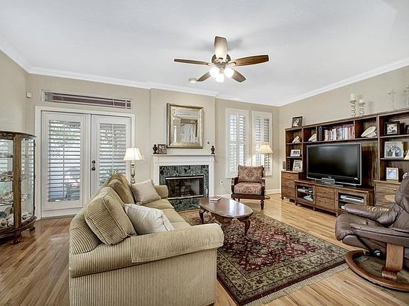 3rd image of 2311 W Morrison Ave Unit 13