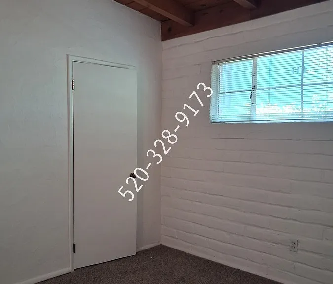 2431 E 2nd St — Photo 17
