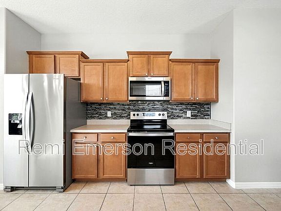 5th image of 2818 Youngford St