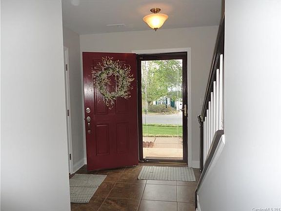 2nd image of 152 Markham Dr