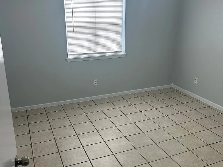 Unit Photo