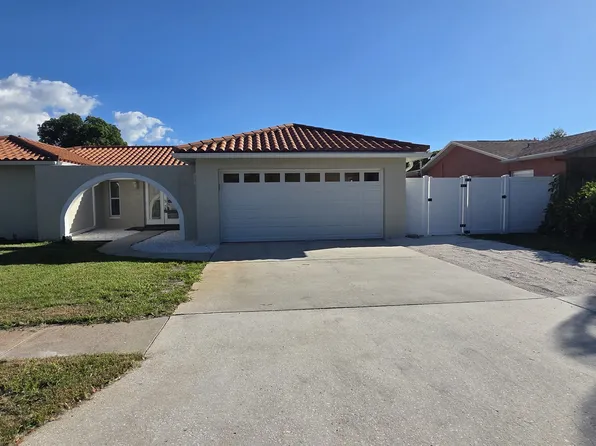 12072 Bonnie Ter, Seminole, FL 33772