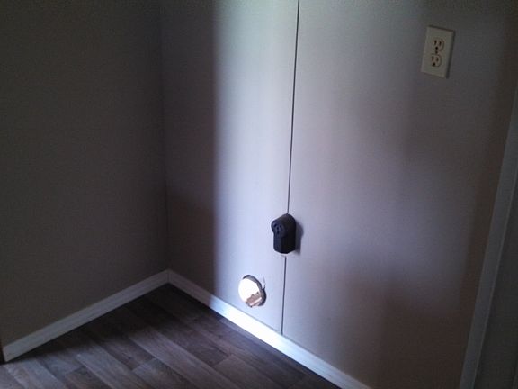 Washer and Dryer Hookups