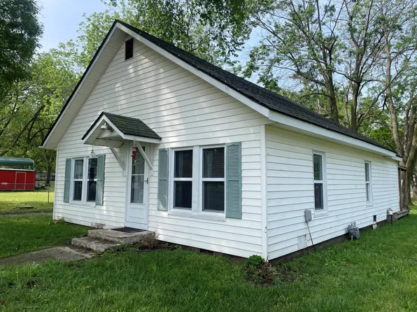 323 N Smith St, Fairland, OK 74343