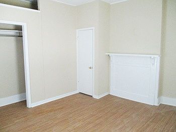 4th image of 425 Kings Hwy